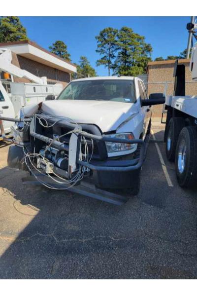 Salvage - 2018 Ram 2500 (442325) - Image 2