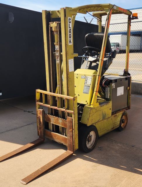 Forklift Electric 3000# Capacity (950454) - Image 2