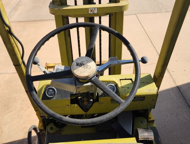 Forklift Electric 3000# Capacity (950454) - Image 10