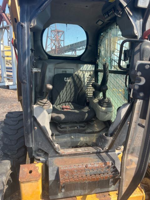 2011 Caterpillar 246C Skid Steer (970524) - Image 6