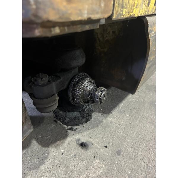 Salvage - 1995 Hyster Forklift (950068) - Image 8
