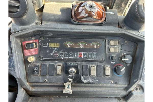 2004 John Deere Track Mounted Backhoe Loader (970321) - Image 6