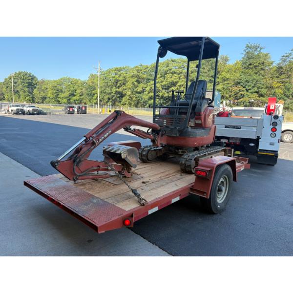 2005 Ditch Witch MX15 Mini Hydraulic Track Excavator with S8B Trailer (960129 and 911372) - Image 5
