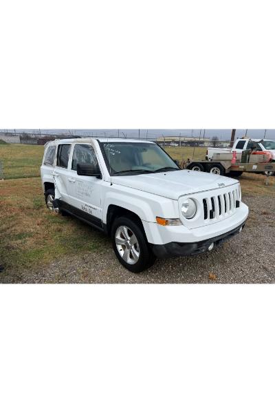SALVAGE - 2015 Jeep Patriot (220938) - Image 2