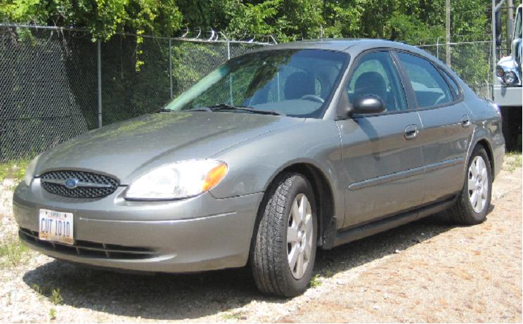 130152 Ford Taurus 2001