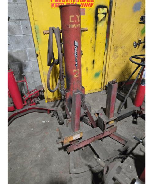 Snap-On Floor End Bumper Jack