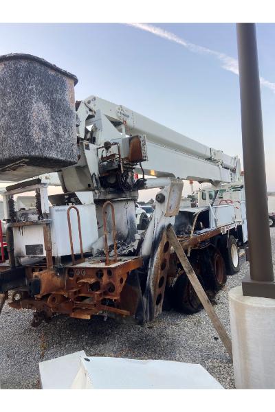 Salvage - 2014 Freightliner Material Handler (860113) - Image 4