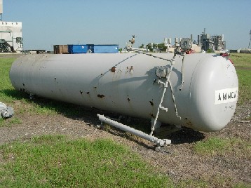 Ammonia tank